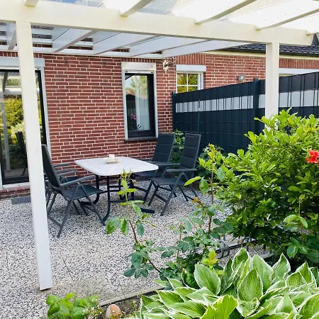 Haus An Der Küste Im Luftkurort * Hage